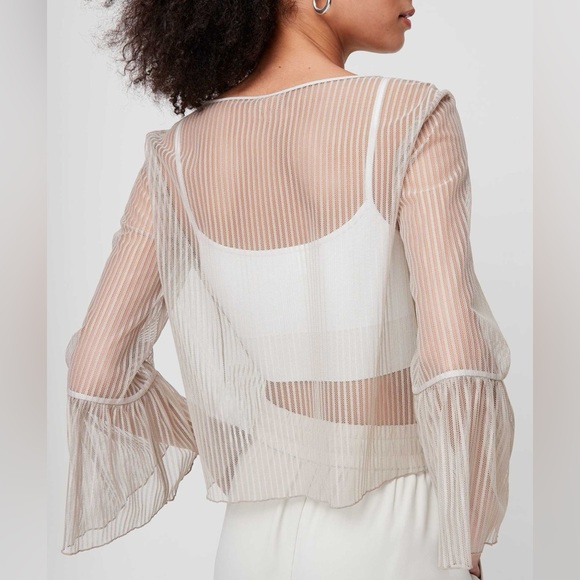 Aritzia Babaton Humbert blouse pink - Picture 2 of 7